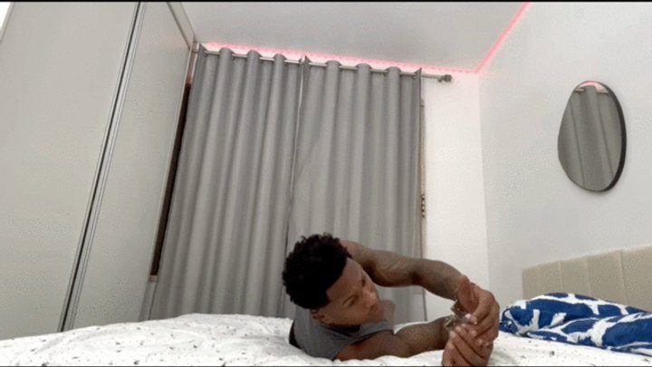 Babiventurafetish - Surprising my boyfriend in real life by sitting on his face! By Bruna Paes and Fernando part 1
