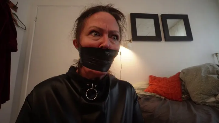 Blueeyedbondage - Taylor - I Won't Wear That Thing WMV