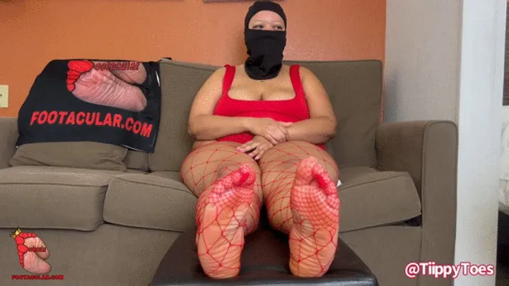 Queentacular - Tiippy Toes Red Fishnets Foot Tickling