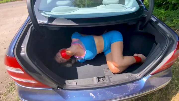 Jasmine Sinclair After Dark - Road Trip In The Trunk! STANDARD DEF