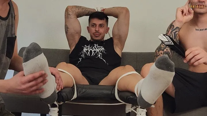 Latin Feet Fantasies - TICKLING HANDSOME ROBERT