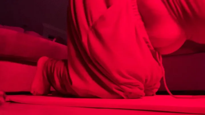 Nadyas Clip Store - Nonstop Farts During Yoga
