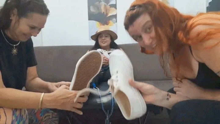 Tropical Foot Fetish Videos - Susu has bad smelly feet, so tickle her feet!