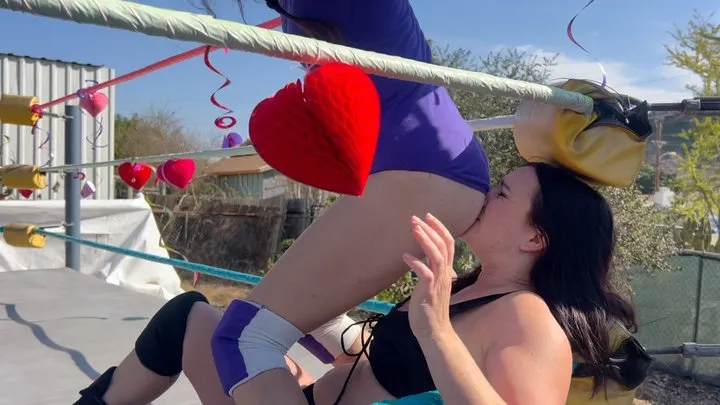 Butt Wrestling Inc - Valentine Stinkface Match