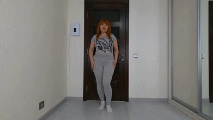 Layla Taylor - It’s Grey Leggings Again!