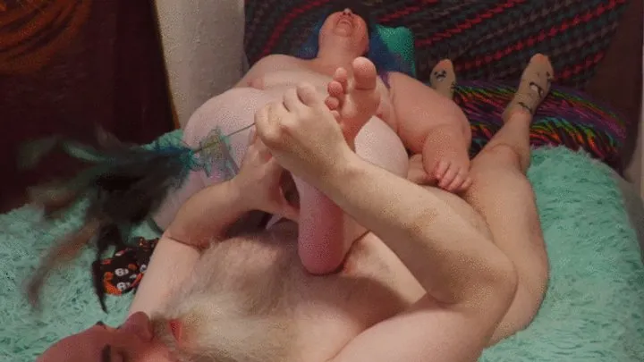 Boston Tickling - BBW Goddess Anna Feather Tickle Jerk!