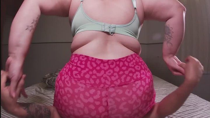 Sba Videos - Alexyah in leggings and socks farting after the gym