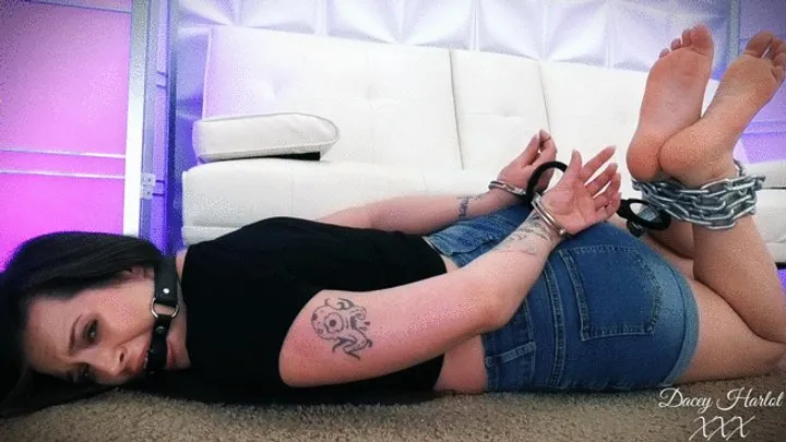 The Harlot House - Bondage Breakout Challenge: Handcuffs & Chains