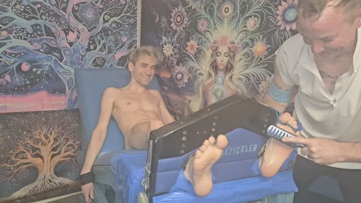 Roxtickler - Rox Tickle Chair Series : Twink Jayce