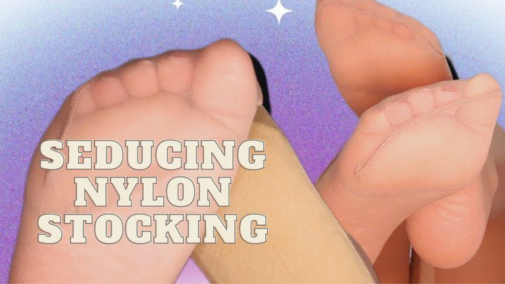 Tiannaok44 - Petite shows off her sexy nylon feet