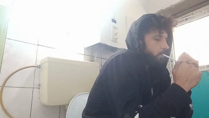 Farting Sniffer - Smoke and Farts on Toilet *