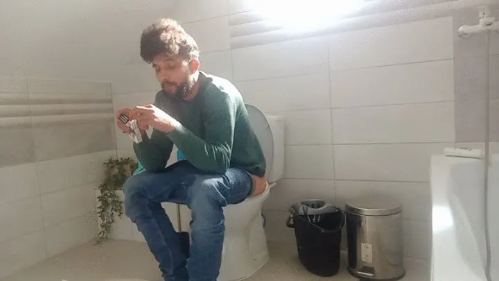 Farting Sniffer - toilet diaries day 1 *