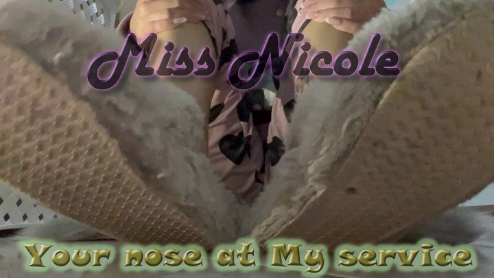 Miss Nicole - Your nose at My service