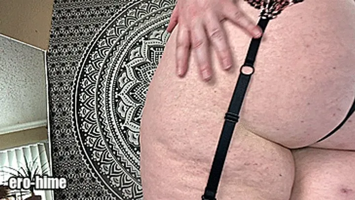 Ero-hime - Jiggly BBW Farts in Lingerie