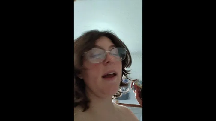 Hazel Sincaid - Stinky Smelly Bean Farts into the Mic