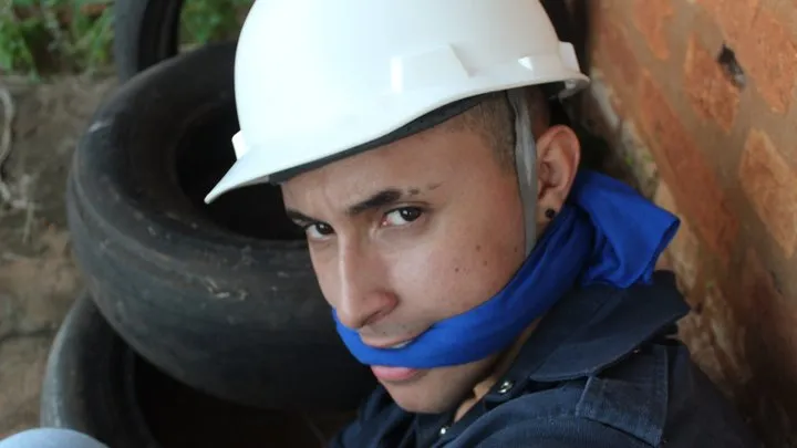 Brazilian Bondage Boys - A hot worker tied to work (Set 2)