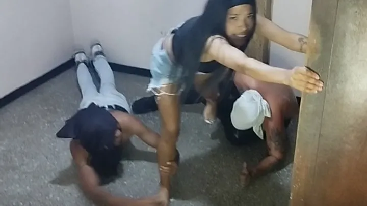 Ninosticklingstudio - Kenial's new leg game video