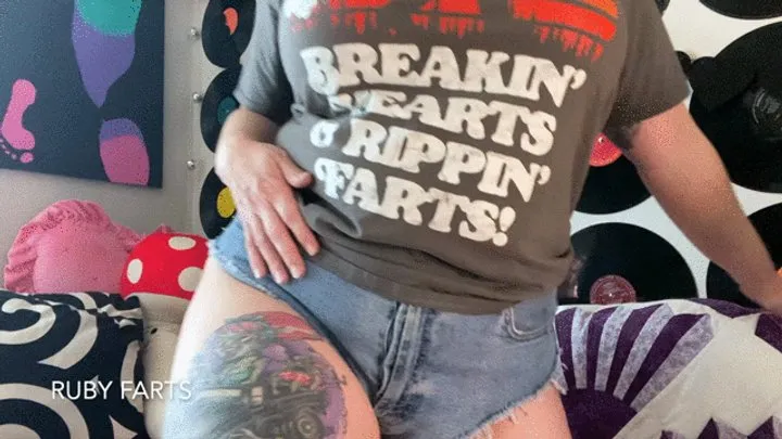 Missrubyfarts - Farting in Daisy Dukes