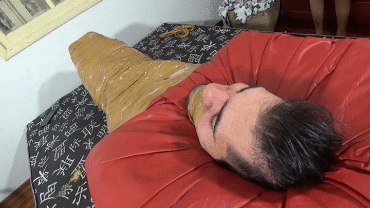 Ms Fetish Studio - CUTE PRINCESS SITTING TO BEAT THE TIME BY DOROTHY AND DANIEL SANTIAGO CAM BY LETICIA FULL HD
