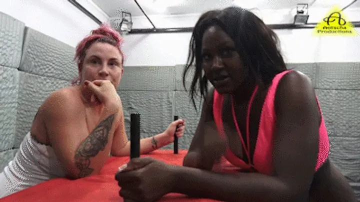 Antschas Wrestling And Fetish Store - Armwrestling Isabel vs Nairobi