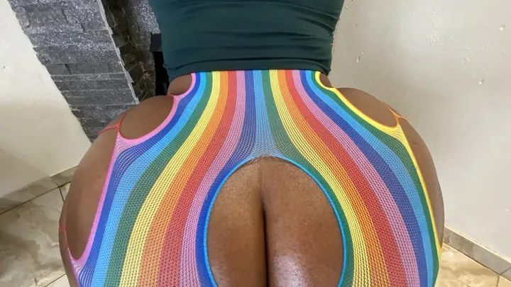 Tabbys Ebony Assss - I WANT TO FART RIGHT IN YOUR FACE!