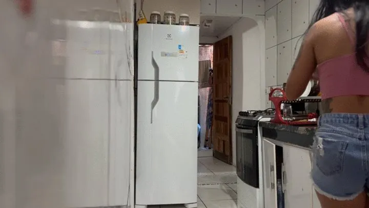 Scarlet Fart Fetish - Sexy Brunette Cleaning the House and Farting in Every Room for You Part 1 By Pietra Hunter Amateur Camera By Pietra Hunter