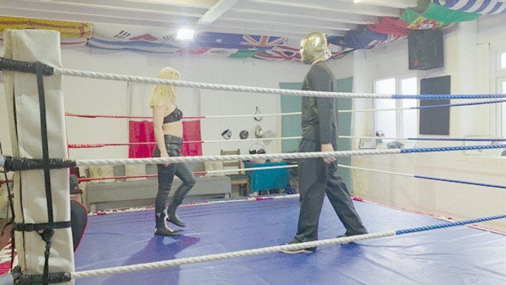 Pro Wrestling Beatdowns - Lottie's Stinkface Beatdown