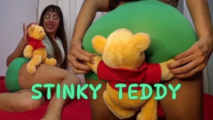 Alessiialove - Farting Teddy, facesitting, he is my fart slave!