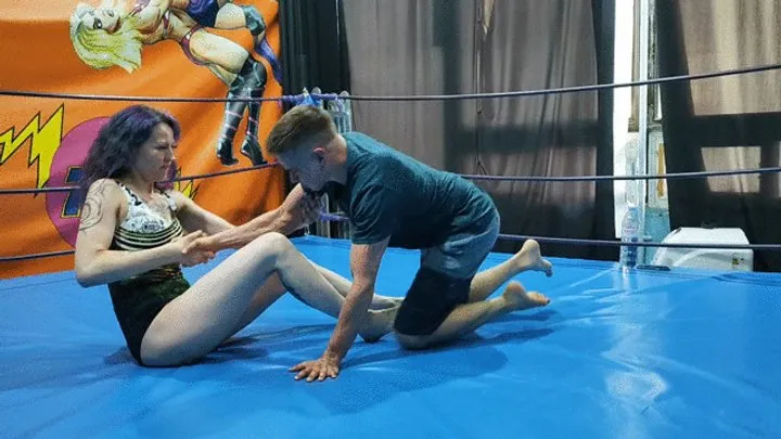 The Wrestling Amazons - Dominated by a female pro wrestler