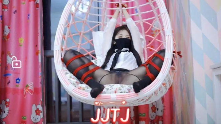 Jjtj Bondage - A girl who is played with by multiple adult toys