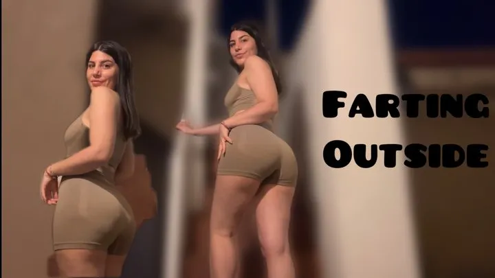 Ffermina - Farting outside