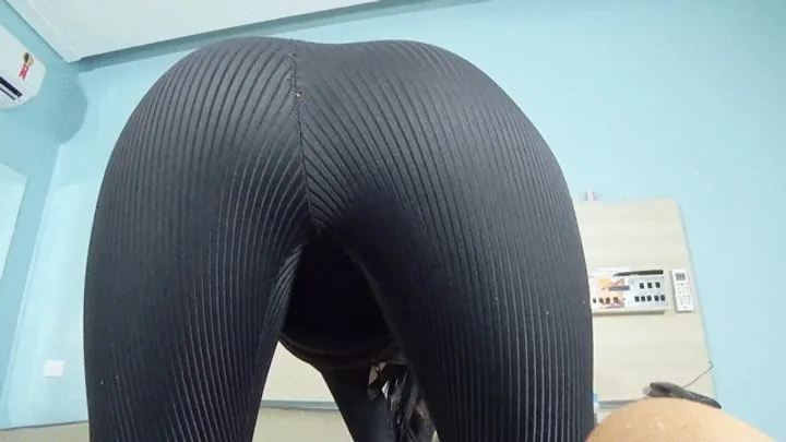 Scarlet Fart Fetish - FARTING AND PUTTING ON SEVERAL CLOTHES FOR YOUR FANS PART 2 BY PIETRA HUNTER CAM BY ALINE FULL HD