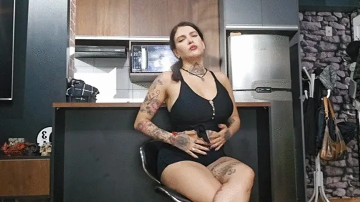 Scarlet Fart Fetish - HOT BRUNETTE FARTING FOR YOU BY KWEEN CAM BY DANI FULL HD