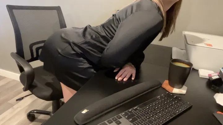 Lanasworksoffart - Caught Farting on Zoom Call!