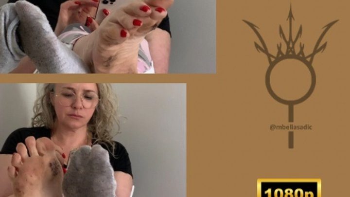 Empressmbellashoeplay - Empress Bella Sadic Dirty - Part 2 - Wrinkled Soles - Empress Bella Sadic - Sweaty Jelly - Long Nails - Mature Soles - Toe Jam