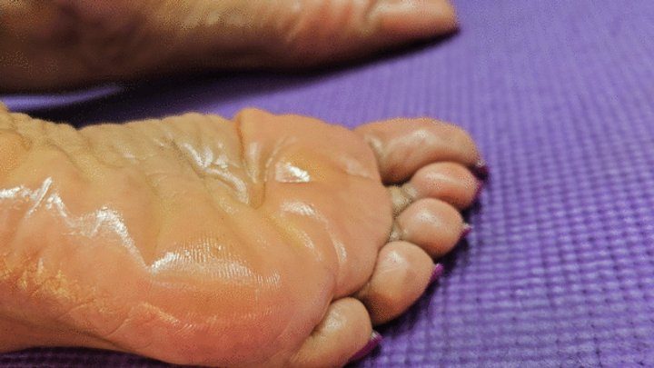 Foot Fetish Paradise - Balbina Big Feet and Soles Paradise Goddess