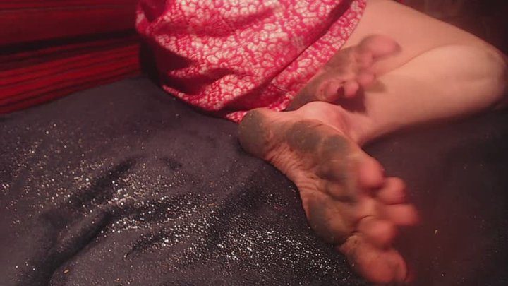 Barefoot Stables - Filthiest Sissy Feet
