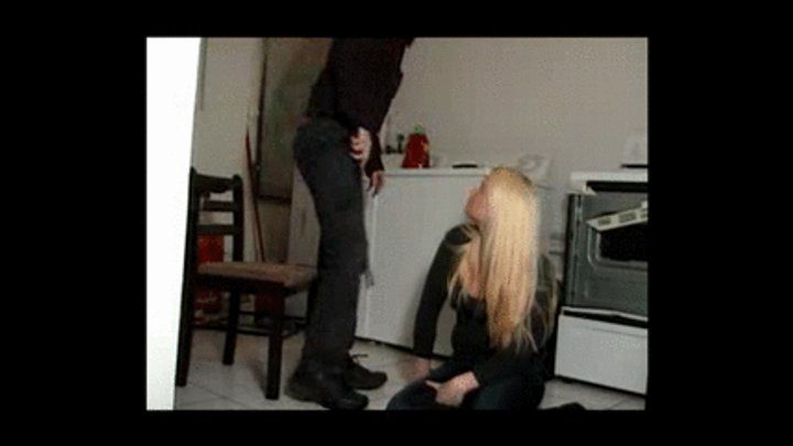 She Licks His Feet - First feet for Angie