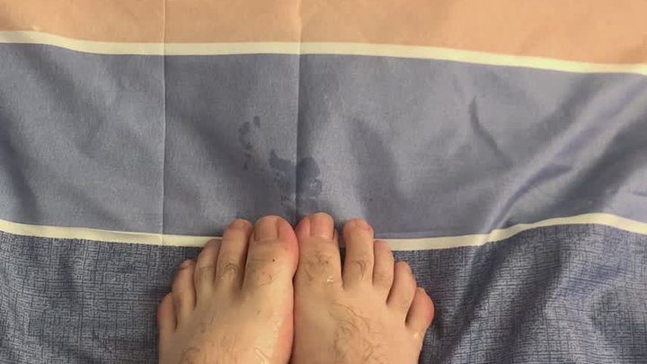 Obeymyfeeth - My Dirty Feet Fuck a Banana – Raw Home Fetish