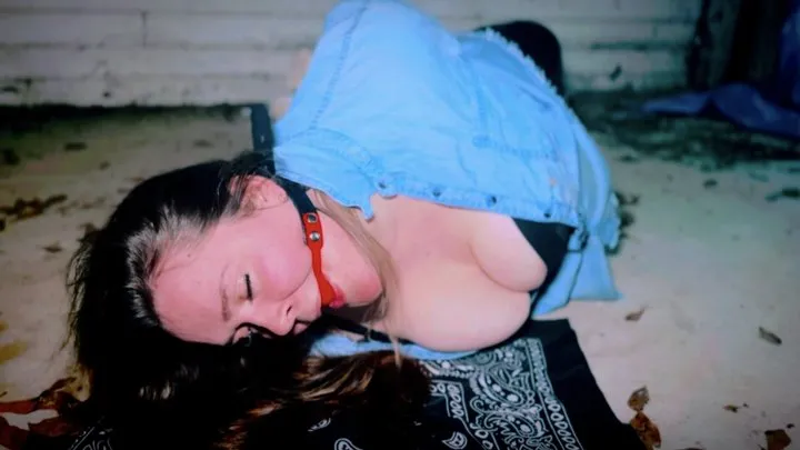Peachy Keen Pleasures - Looks Like She’s Fallen Into The Wrong Hands (1080p) - Celia Ray - blouse, leggings, sneakers, shed, rope bondage, hogtie, ball gag, struggling on the dirty ground
