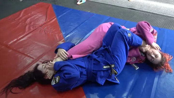Gi-feet Vixens - Luna K vs Rosie Gi Feet