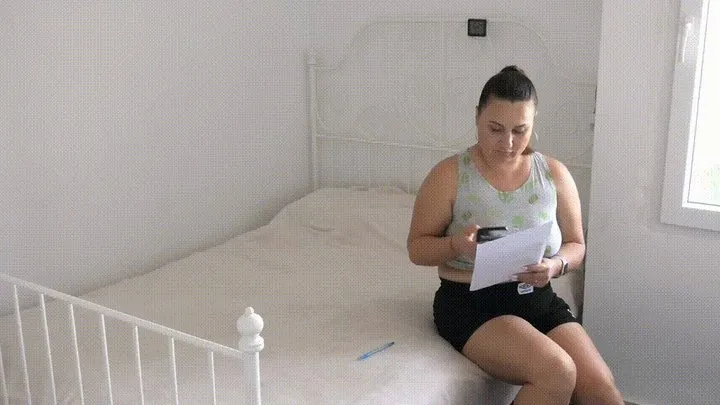Blonde Stories - Housing issue ORDER