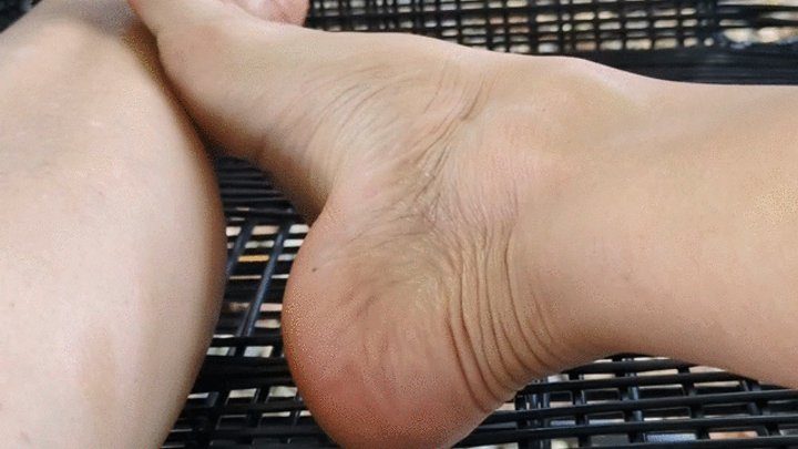 Foot Fetish Paradise - Katherine Highly Arched Feet Addiction 2