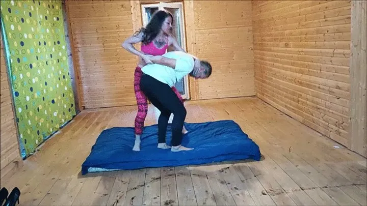 The Wrestling Amazons - Sporty Domme's self defense