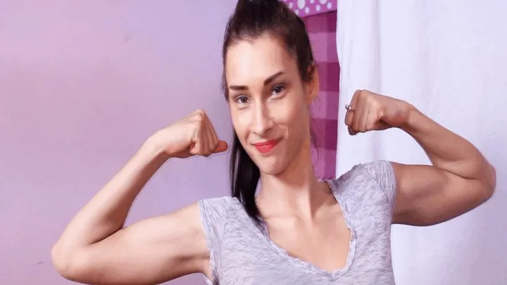 Guilty Pleasure Hands - Lorena vs Rubi armwrestling - smaller but stronger