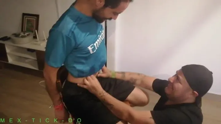 Mex-tick-oo - FERCHO HACE COSQUILLAS A SENSEI