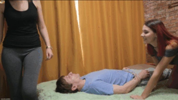 Wildcats - n120 Face Sitting Leggings My friend and I are riding booty on the slave's face, he likes the smell of our asses WMV