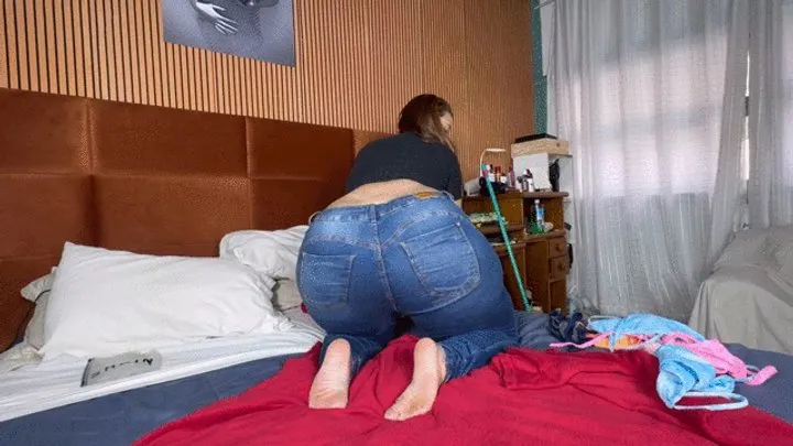 Fetish Factory Brazil Farting - CLEANING AND FARTING MY BEST FRIEND'S HOUSE - BY ROSALIA PEACH - CLIP 4