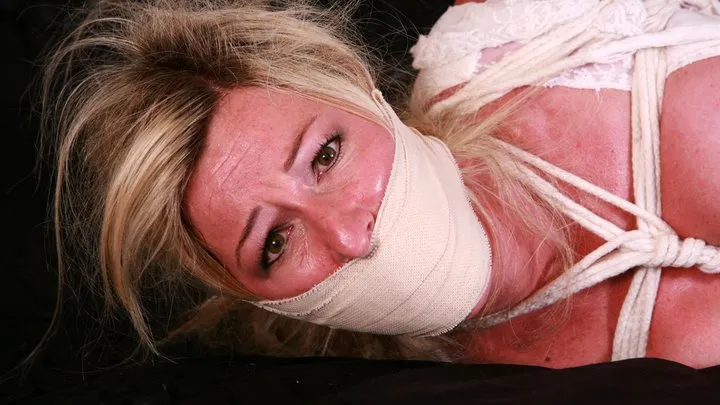 Dominic Wolfe's Gagged Beauties - Housewife Amanda Kent Learns the Hard way that 
