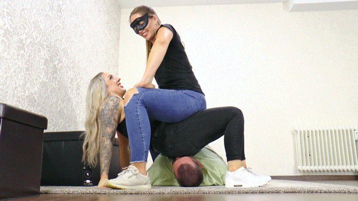 Boss Girls - Kim Judge and Lady Nora - Oxygen? Not with us!